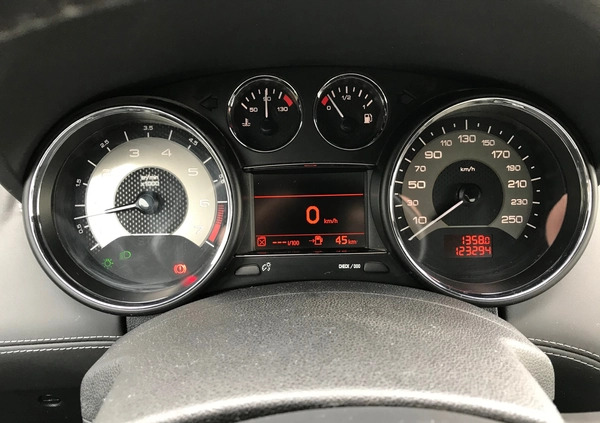 Peugeot RCZ cena 21900 przebieg: 123300, rok produkcji 2010 z Krosno małe 301